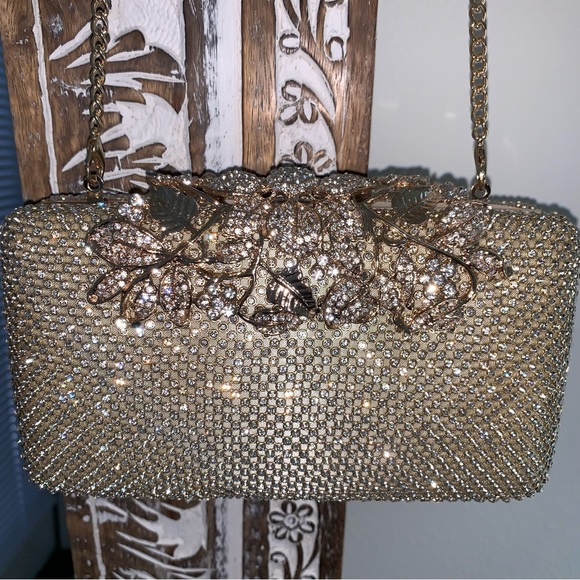 Gold rhinestone and satin evening clutch - Picture 7 of 7